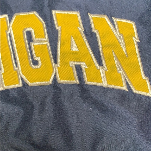 Team Athletics Michigan Wolverines Pullover XL - Picture 4 of 4